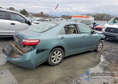 2009 Toyota Camry Base z USA, uszkodzony, nr VIN 4T1BE46K69U919786